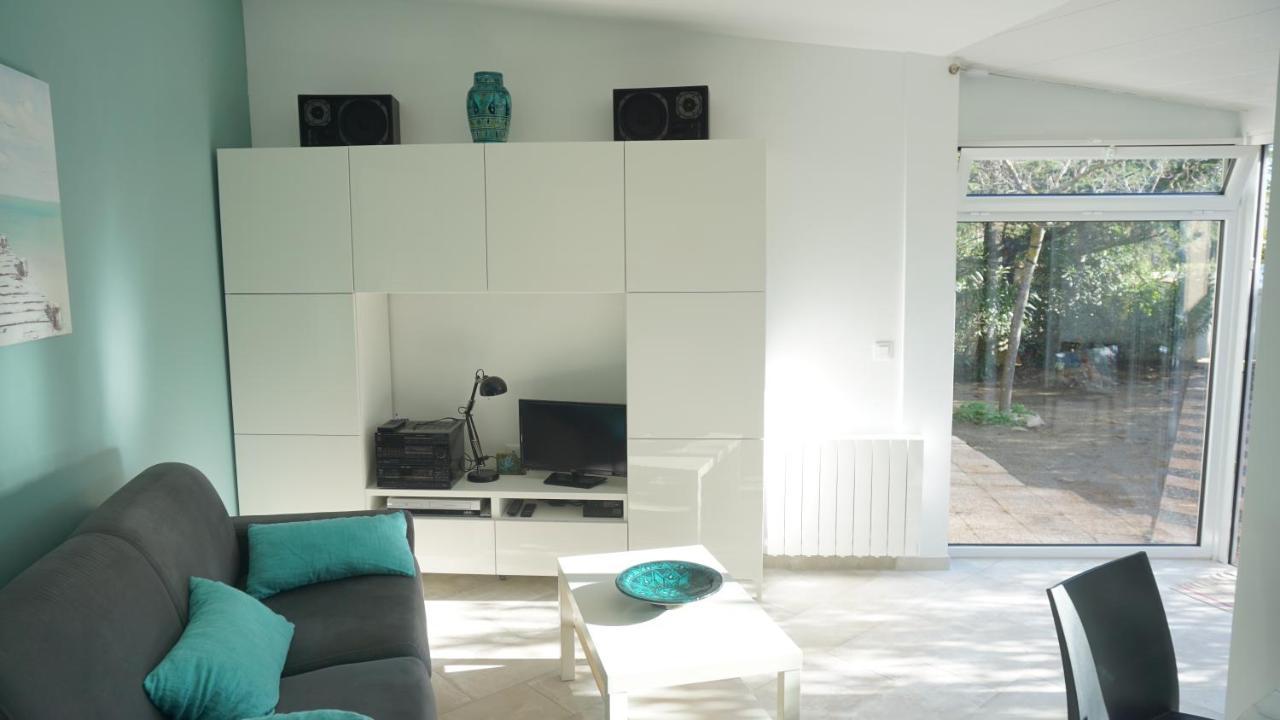 Maison Jardin Wifi - Climatisation - 100 M Plage Sauvage - 20 Min Perpignan Torreilles Exterior photo